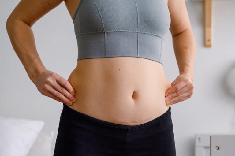 woman showing her imperfect body